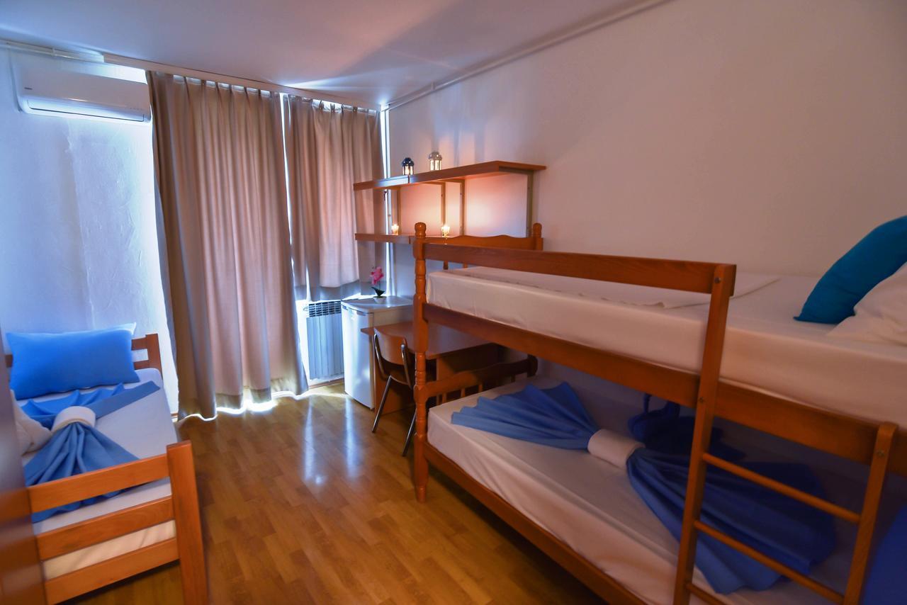Hostel Studentski Centar מוסטר מראה חיצוני תמונה